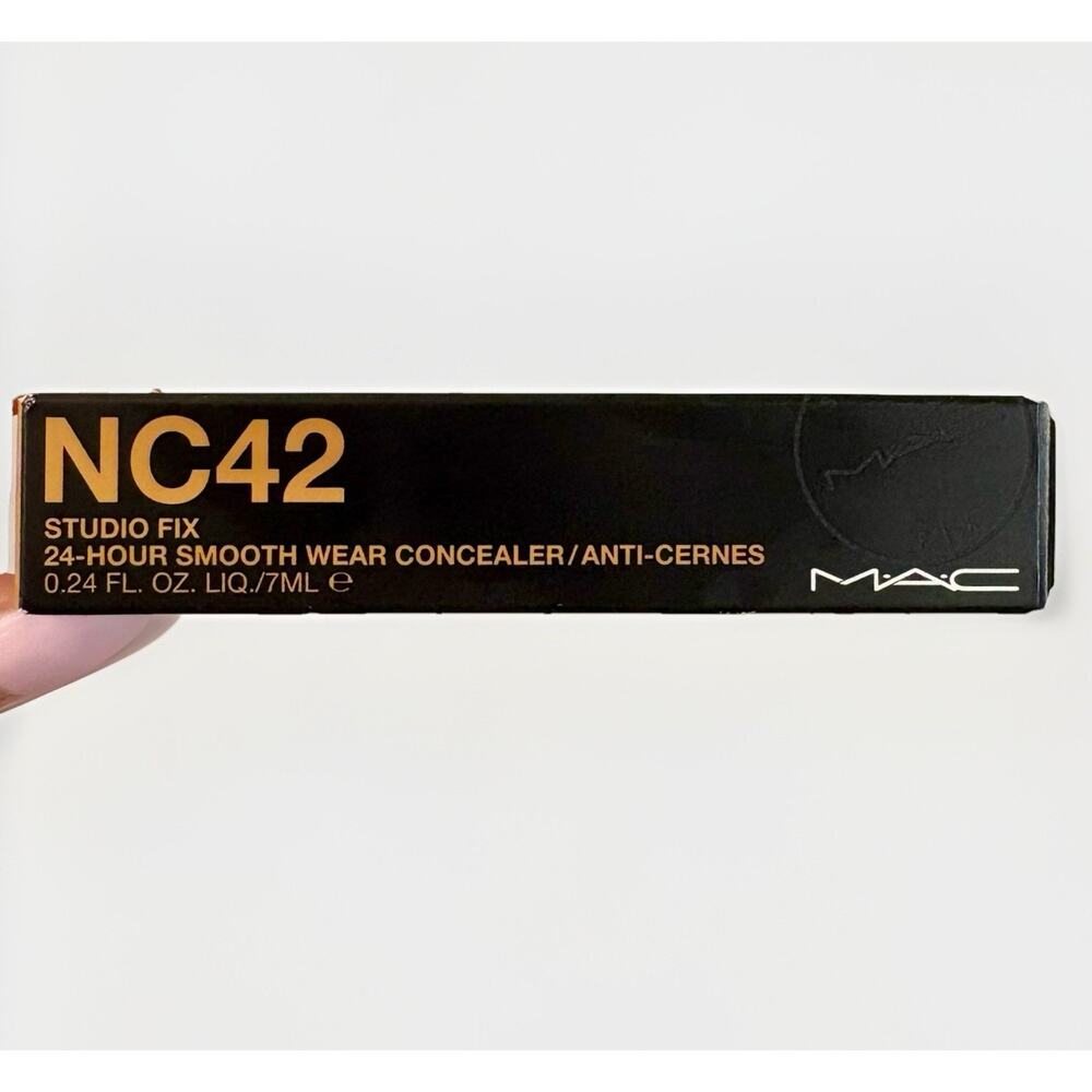 NIB MAC Studio Fix Concealer NC42 - Picture 2 of 13